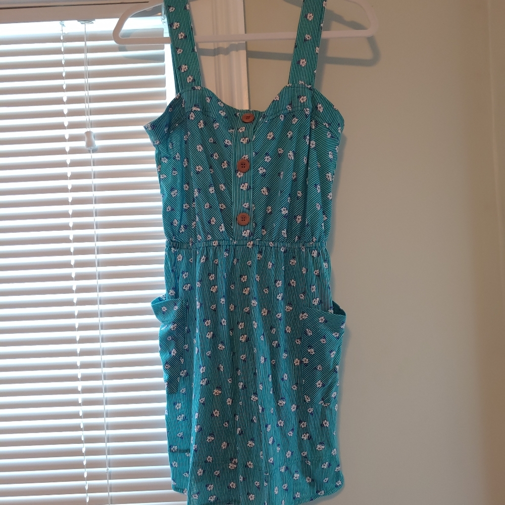 Cute teal dress with flowers